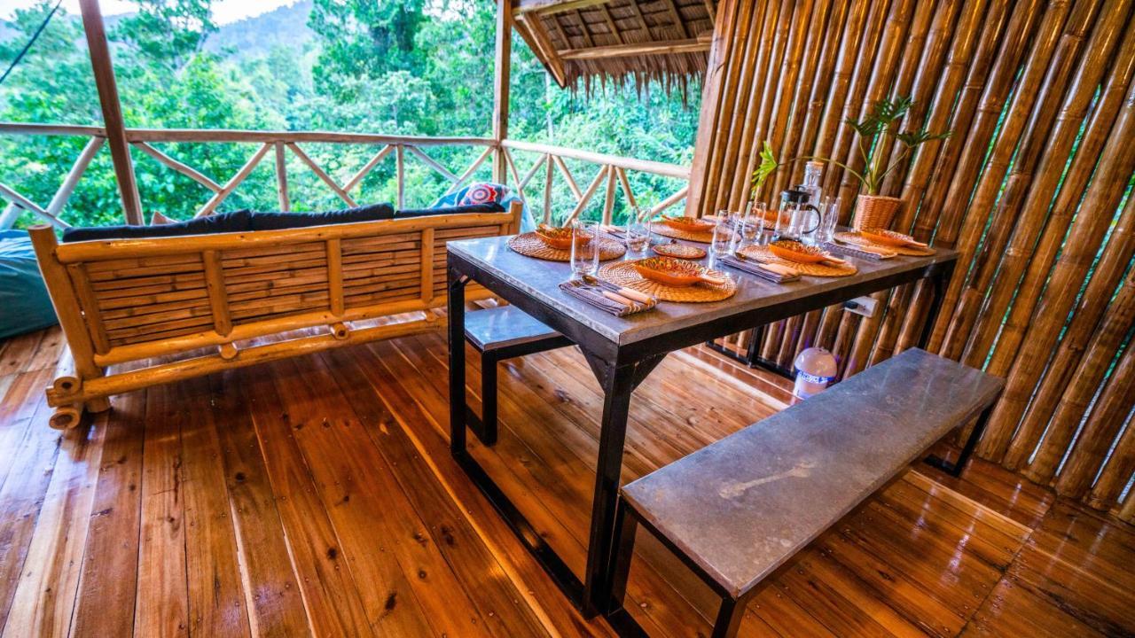 Barya Lang Villa- Native Villa With Jeepney Room El Nido Eksteriør billede