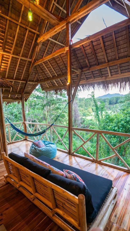 Barya Lang Villa- Native Villa With Jeepney Room El Nido Eksteriør billede