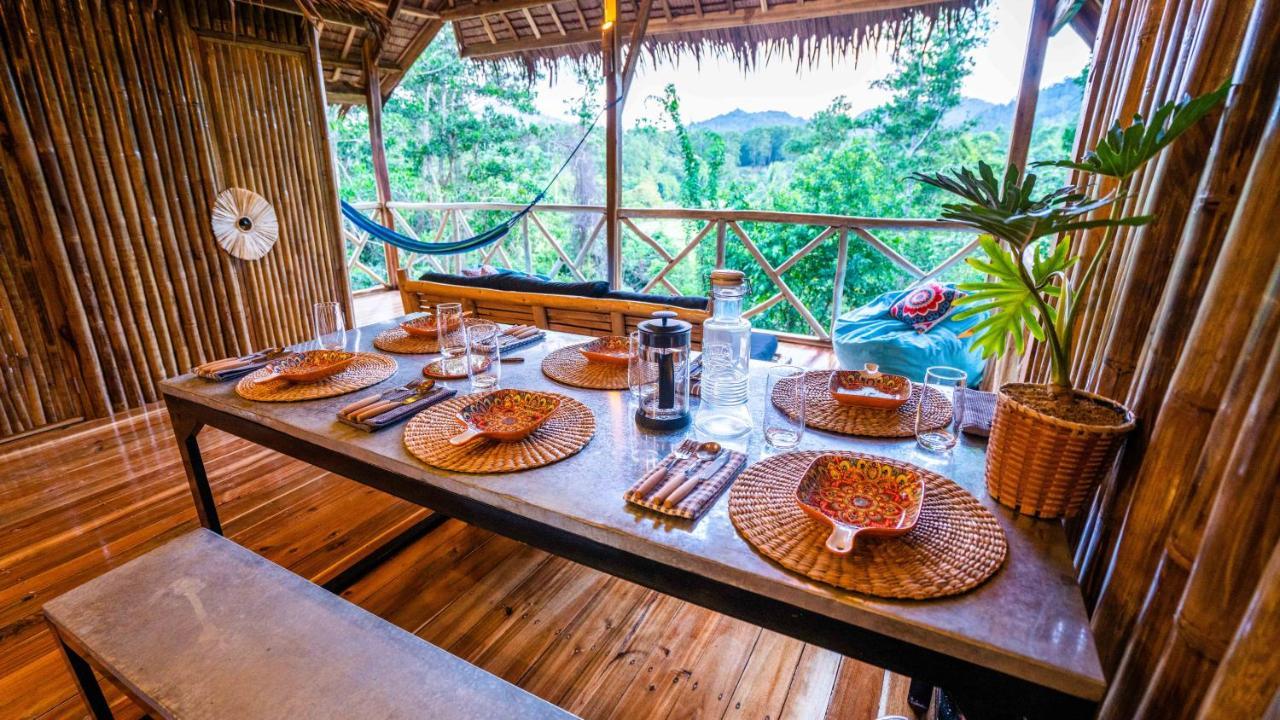 Barya Lang Villa- Native Villa With Jeepney Room El Nido Eksteriør billede